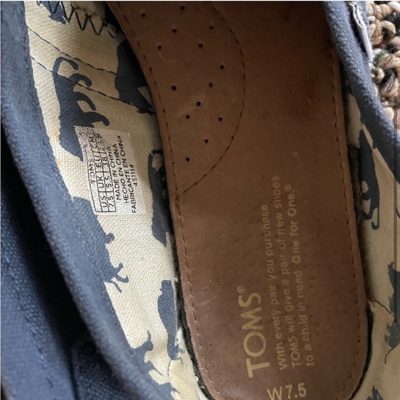 🌟FREE w PURCHASE - TOMS - Picture 4 of 4